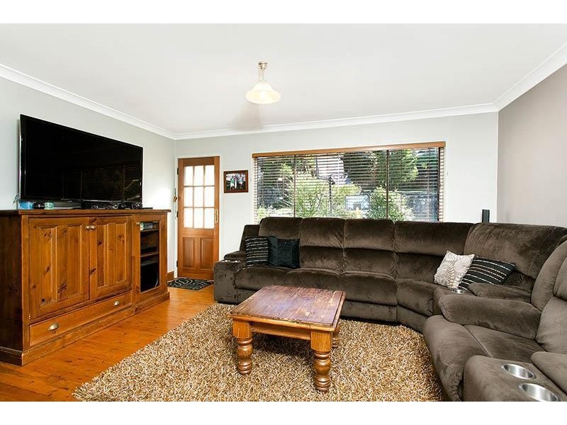 26 Kilmarnock Road, Engadine NSW 2233