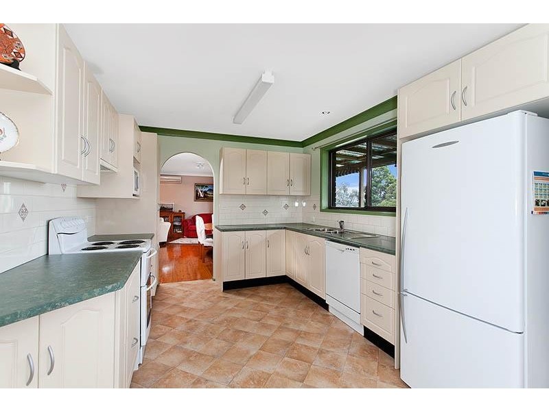 2 Nimoola Road, Engadine NSW 2233