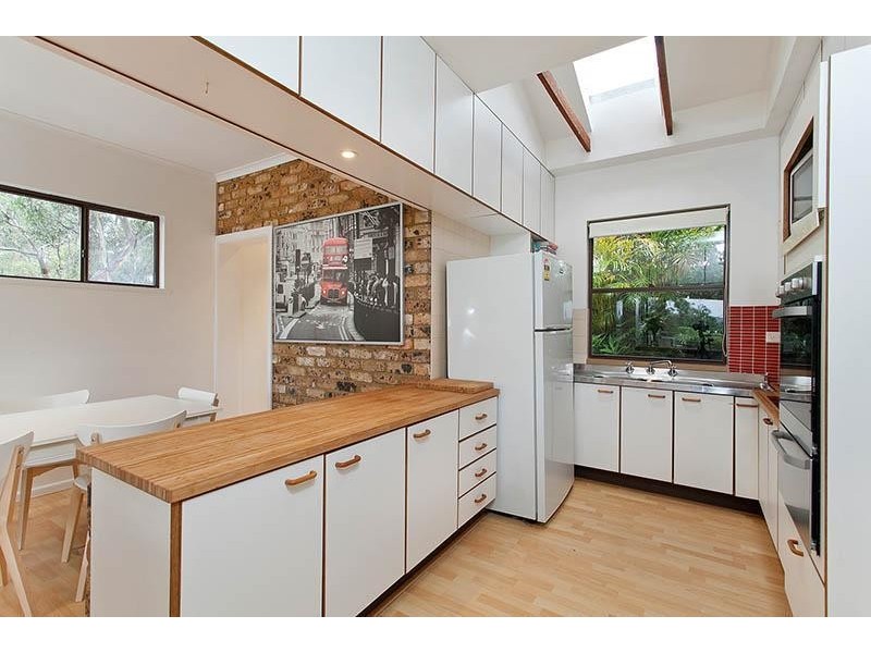 4 Berrima Street, Heathcote NSW 2233