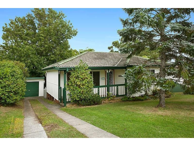 4 Bundanoon Road, Engadine NSW 2233