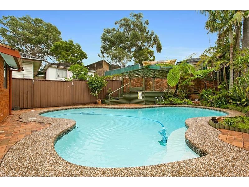 23 Pambula Road, Engadine NSW 2233