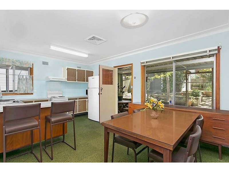 13 Poulter Avenue, Engadine NSW 2233