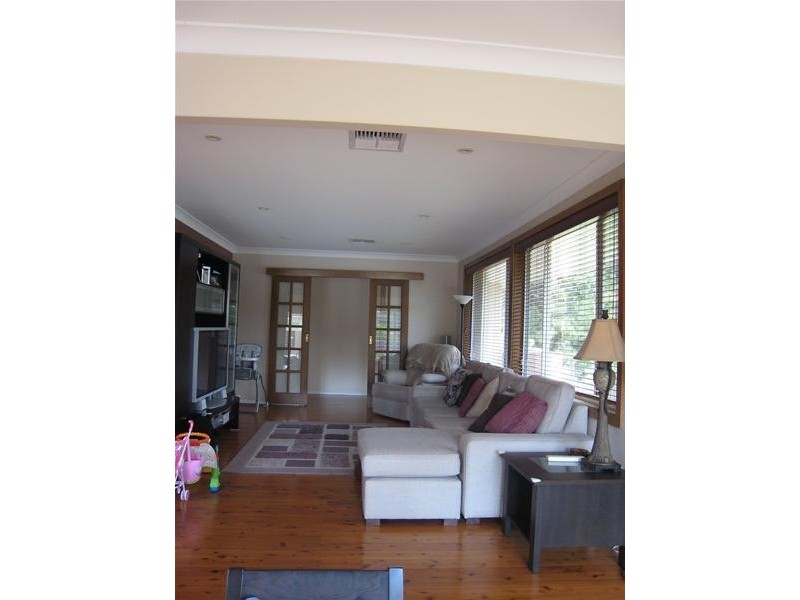 8 Skye Place, Engadine NSW 2233