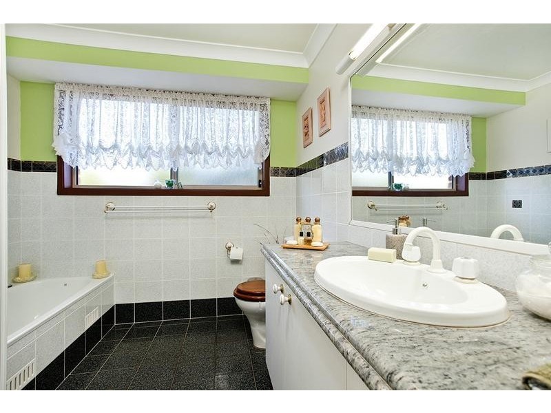 30A Corinth Road, Heathcote NSW 2233