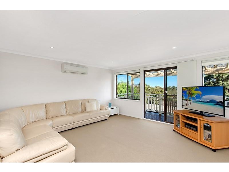 8 Tilba Place, Yarrawarrah NSW 2233