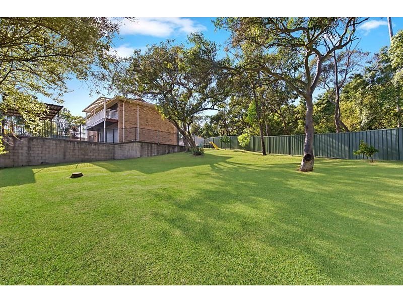 8 Tilba Place, Yarrawarrah NSW 2233