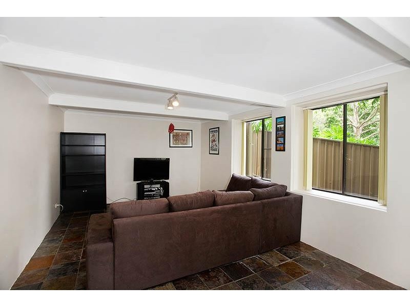 5 Kimbar Place, Yarrawarrah NSW 2233