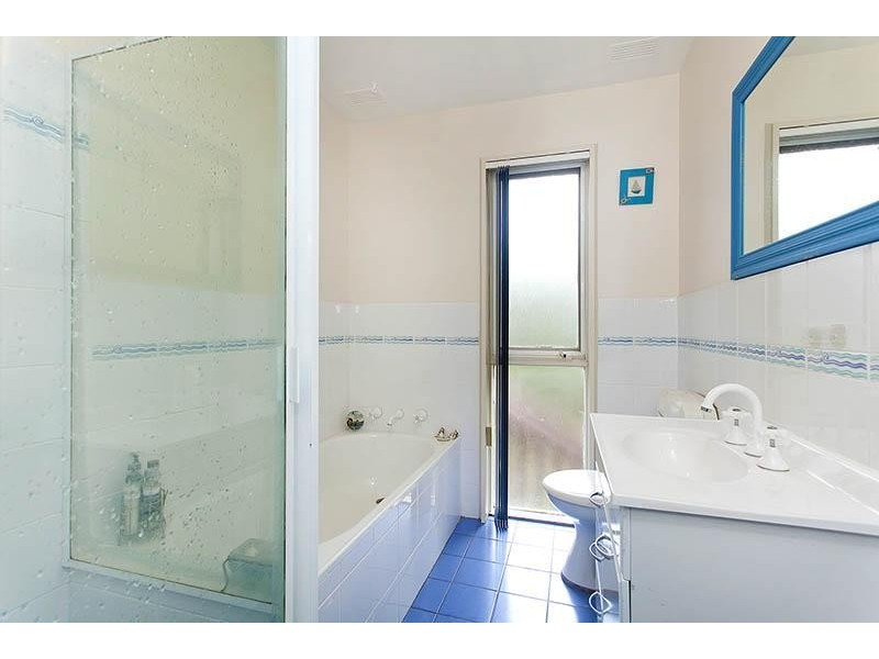 5 Kimbar Place, Yarrawarrah NSW 2233