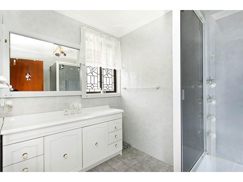 34 Andromeda Crescent, Engadine NSW 2233