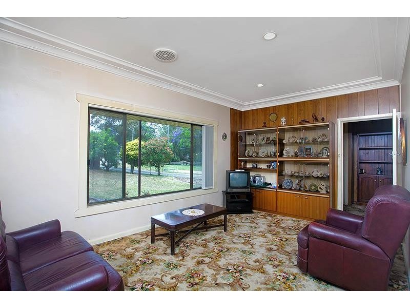 17 Wallawa Avenue, Engadine NSW 2233