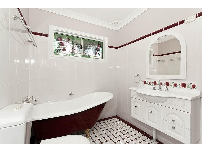 109 Sladden Road, Yarrawarrah NSW 2233