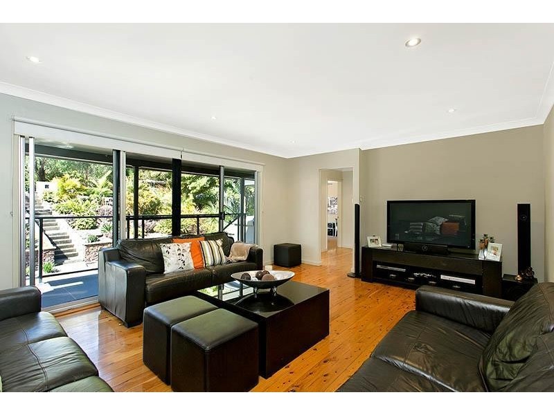 111 Sladden Road, Yarrawarrah NSW 2233