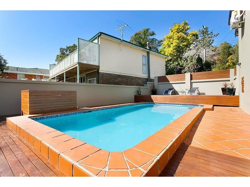 111 Sladden Road, Yarrawarrah NSW 2233