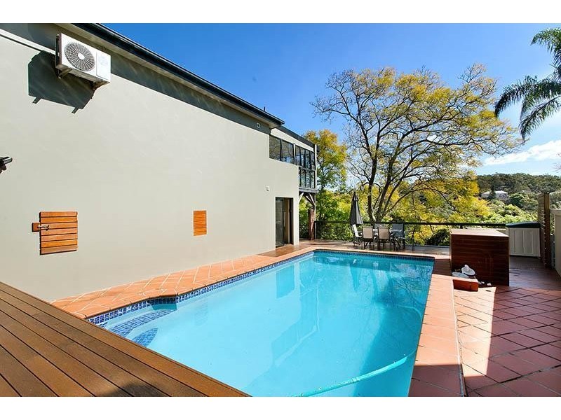 111 Sladden Road, Yarrawarrah NSW 2233