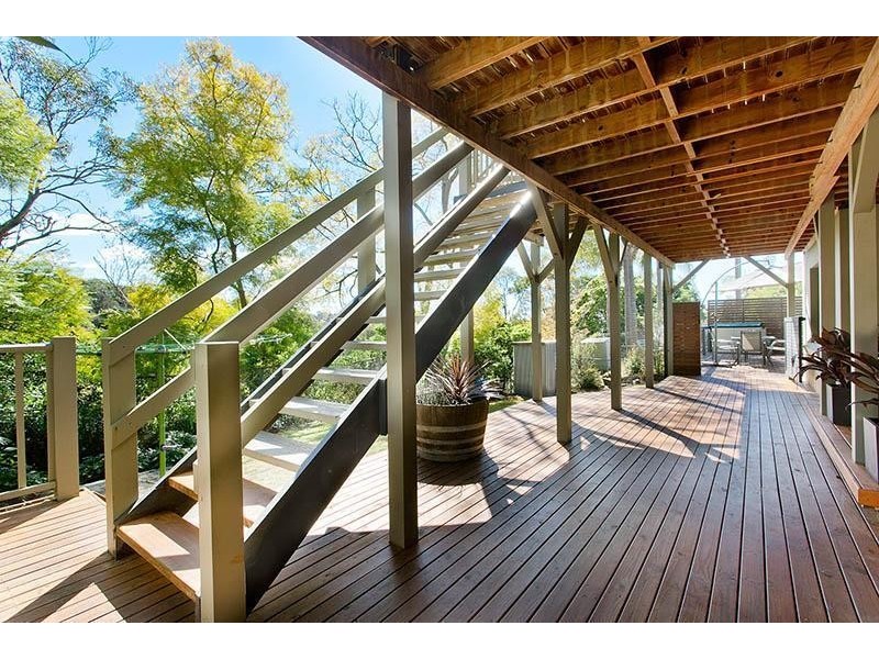 111 Sladden Road, Yarrawarrah NSW 2233