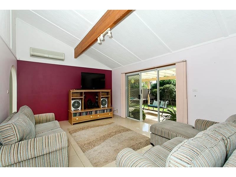 52 Bundanoon Road, Woronora Heights NSW 2233