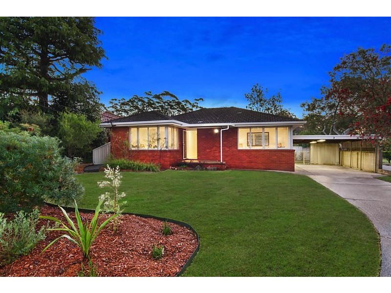 9 Woodford Crescent, Heathcote NSW 2233