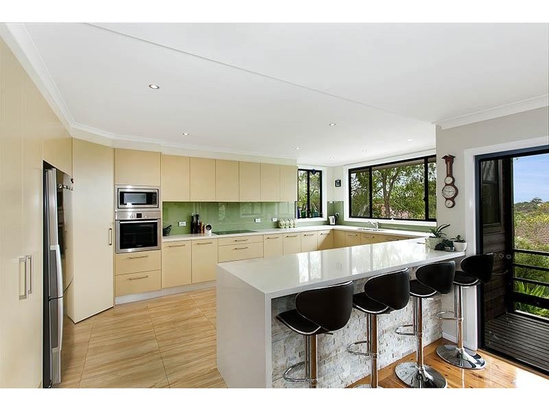 55 Laurina Avenue, Yarrawarrah NSW 2233