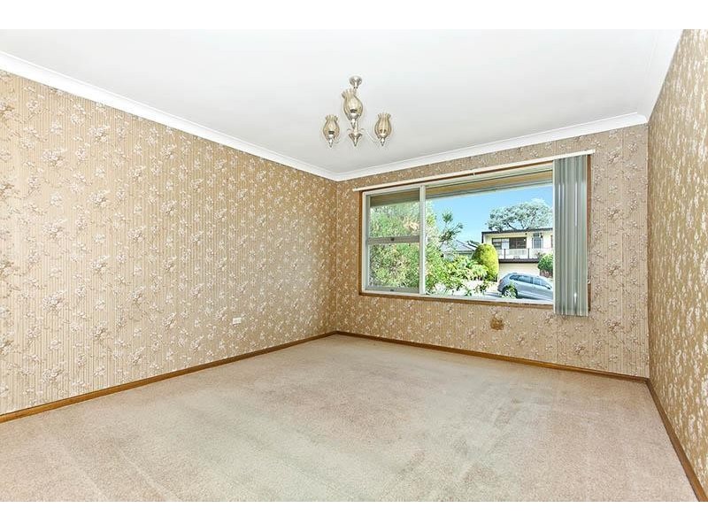 6 Tinakill Avenue, Engadine NSW 2233