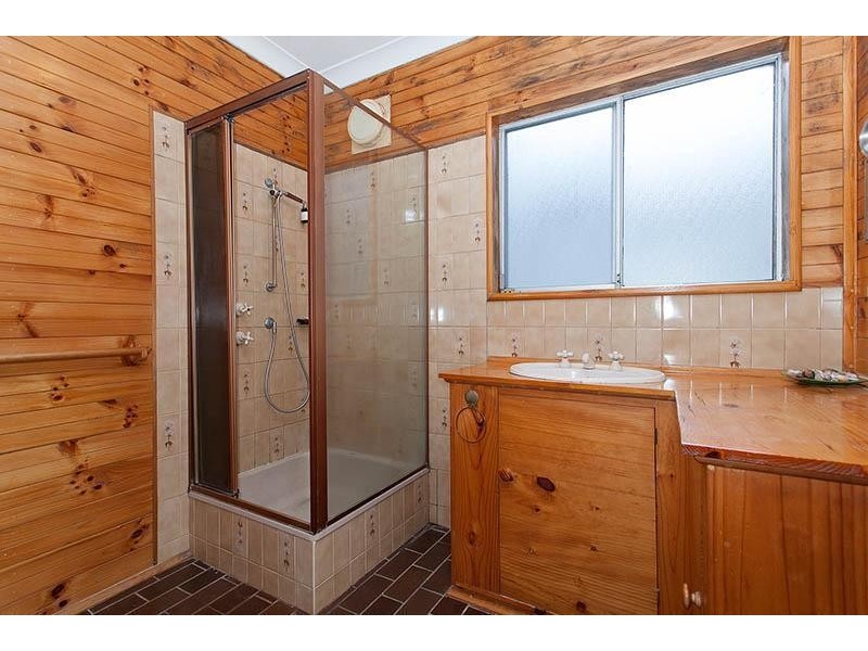 13 Warabin Street, Waterfall NSW 2233