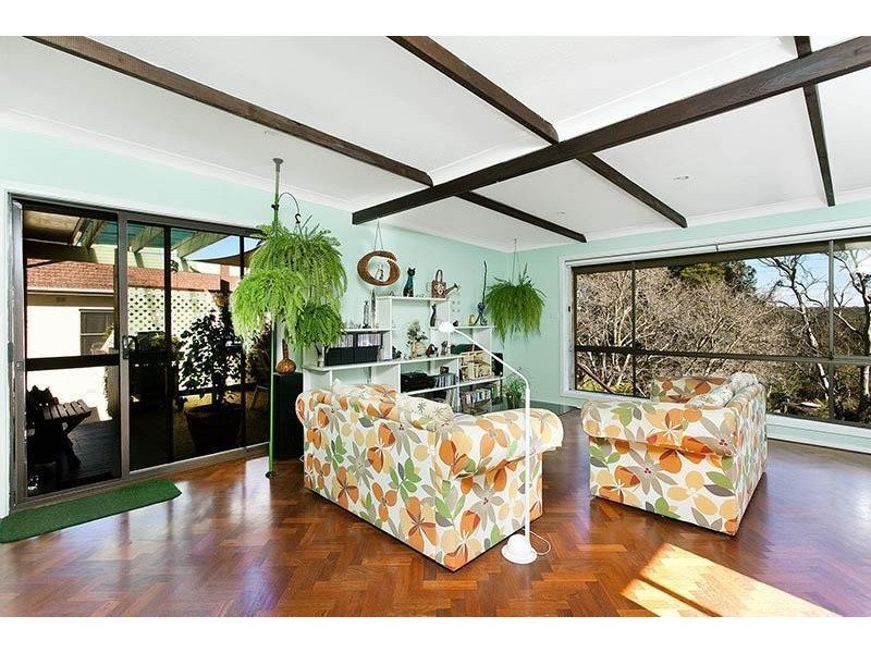 7 Dorset Road, Heathcote NSW 2233