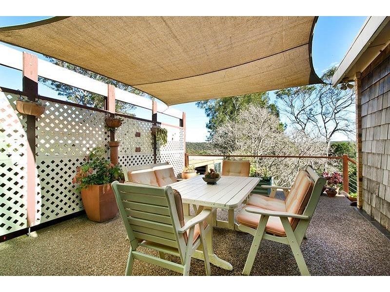 7 Dorset Road, Heathcote NSW 2233