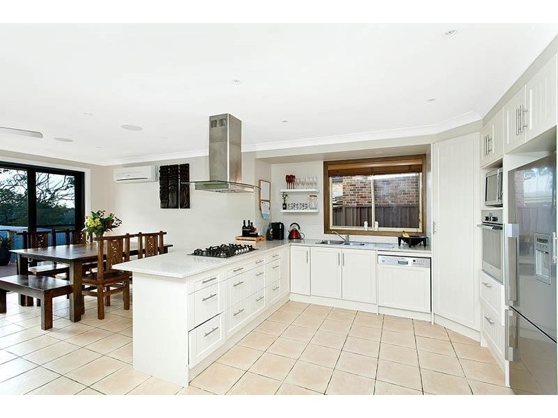 8 Petrel Place, Woronora Heights NSW 2233