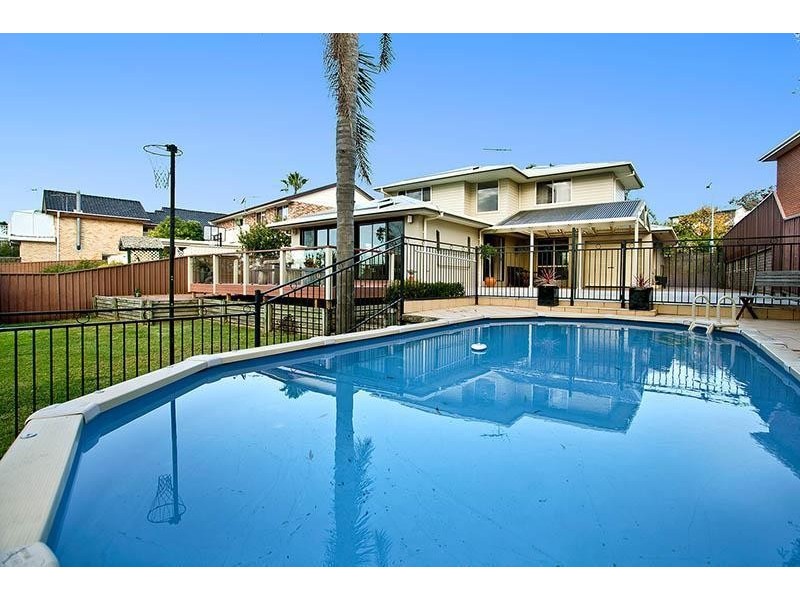 8 Petrel Place, Woronora Heights NSW 2233