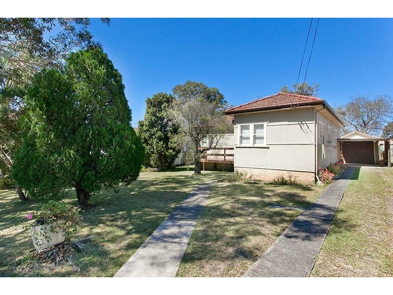 72 Caldarra Avenue, Engadine NSW 2233