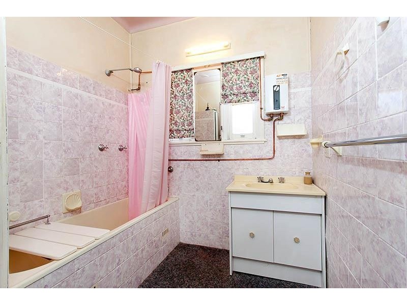 72 Caldarra Avenue, Engadine NSW 2233