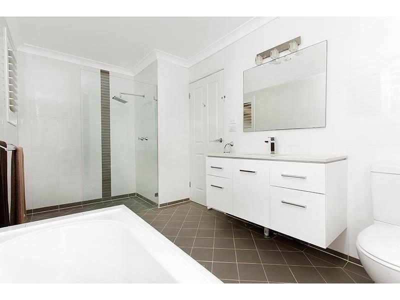 6 Raymond Place, Engadine NSW 2233