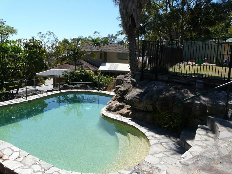 10 Albatross Circuit, Woronora Heights NSW 2233