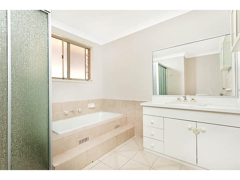 10 Albatross Circuit, Woronora Heights NSW 2233