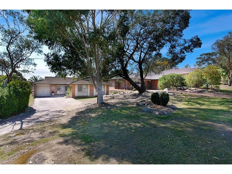 10 Albatross Circuit, Woronora Heights NSW 2233