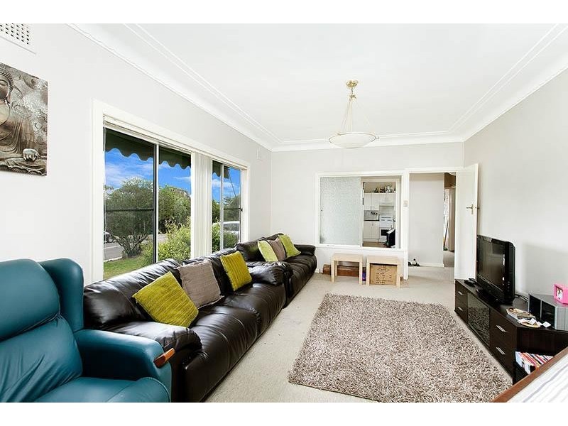 98 National Avenue, Loftus NSW 2232