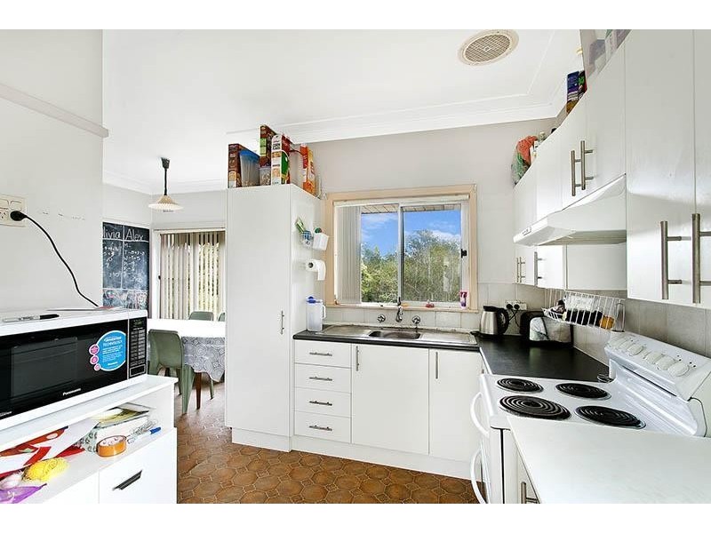 98 National Avenue, Loftus NSW 2232