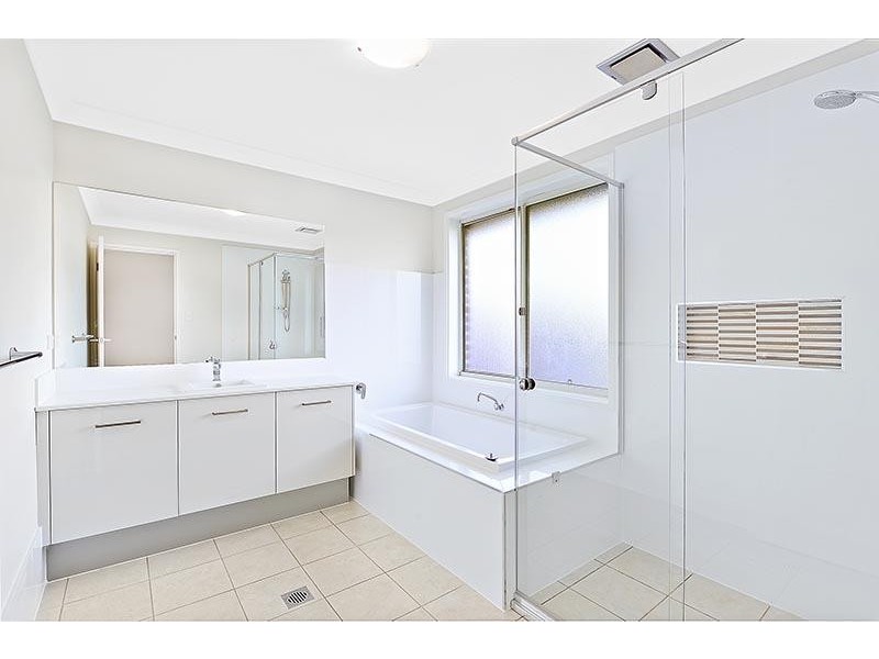 75A Iris Street, Frenchs Forest NSW 2086