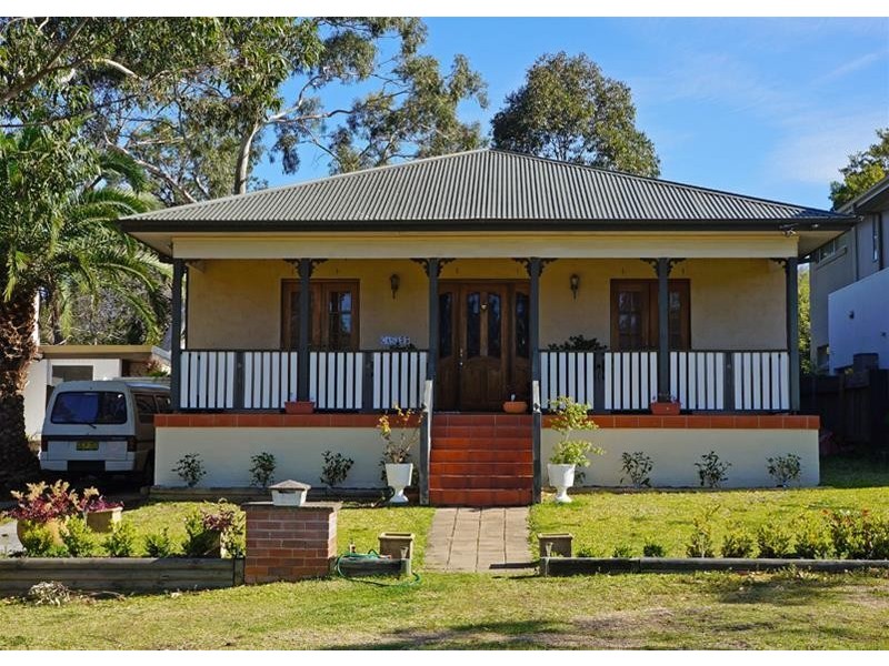 35 Baringa Avenue, Seaforth NSW 2092