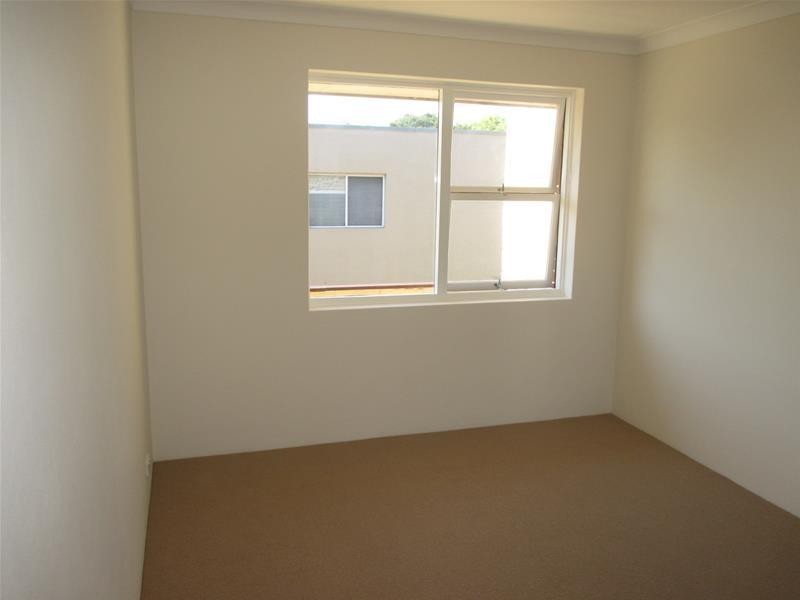 13/6  Campbell Parade, Manly Vale NSW 2093