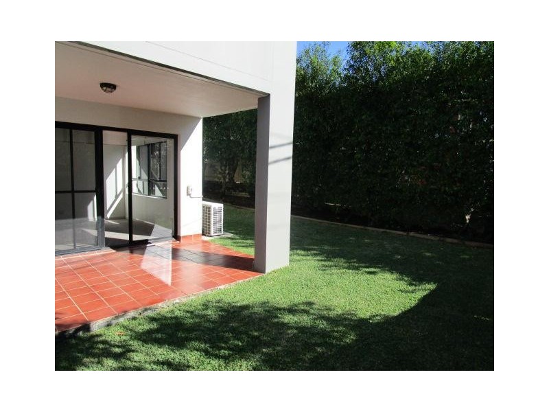 16/3-11 Hawkesbury Avenue, Dee Why NSW 2099