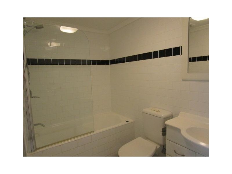 16/3-11 Hawkesbury Avenue, Dee Why NSW 2099