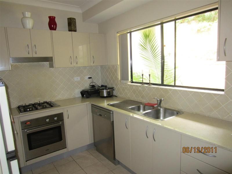 21/11 Sturdee Parade, Dee Why NSW 2099