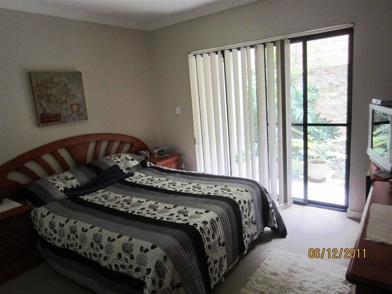 21/11 Sturdee Parade, Dee Why NSW 2099