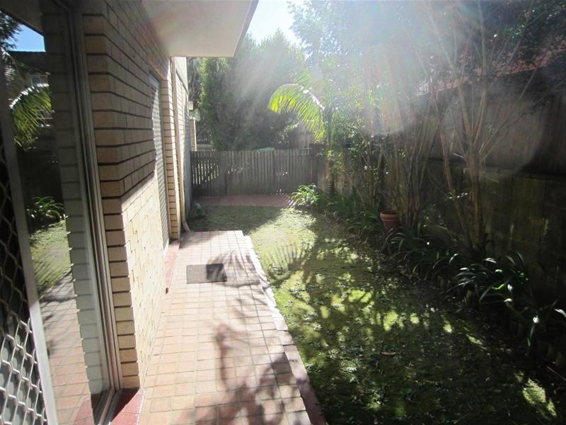 1/15 Lismore  Avenue, Dee Why NSW 2099