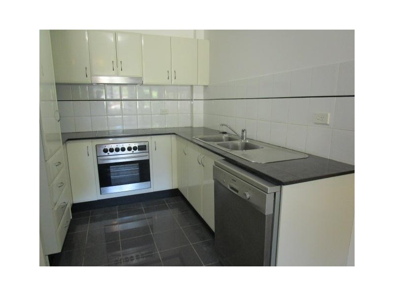 13/1-3 Funda Place, Brookvale NSW 2100