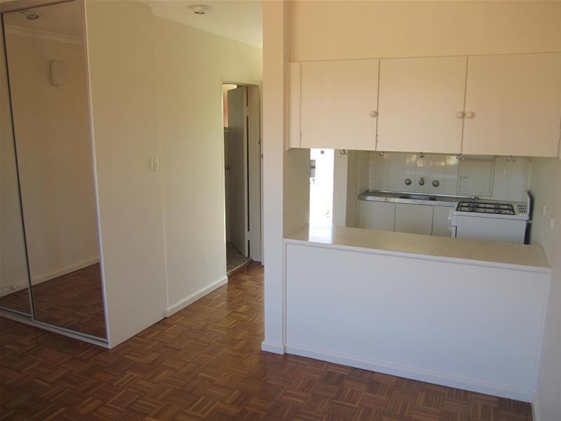 14/10 Campbell Parade, Manly Vale NSW 2093