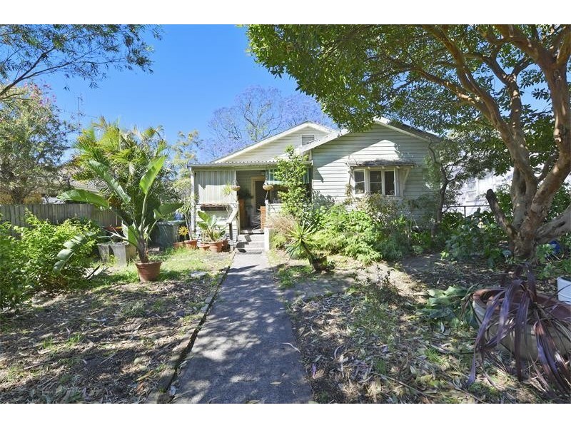 6 Tor Road, Dee Why NSW 2099