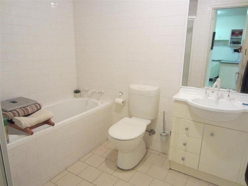 8/62-64 Kenneth Road, Manly Vale NSW 2093