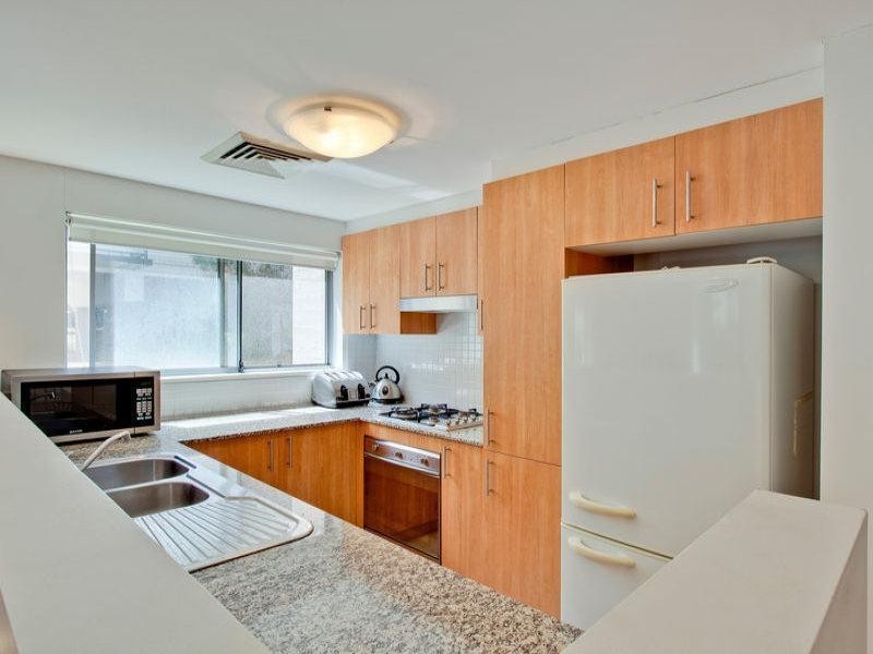 8/19-23 Sturdee Parade, Dee Why NSW 2099