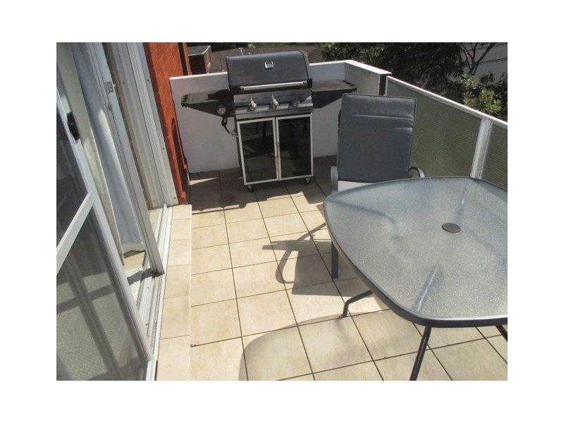 17/14 Campbell Parade, Manly Vale NSW 2093